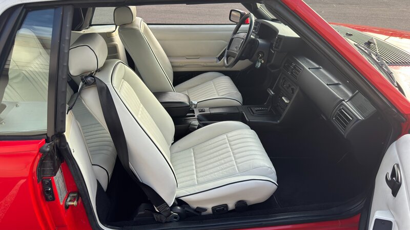 Used 1992 Ford Mustang LX RWD image 4