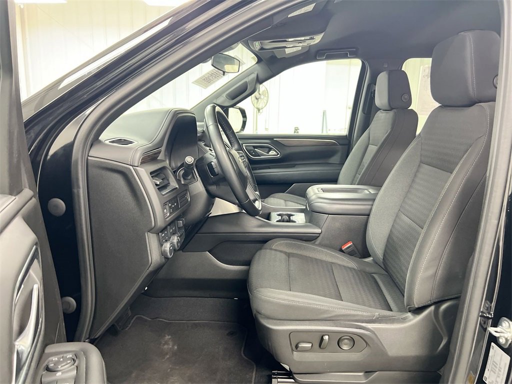 Used 2023 Chevrolet Suburban LS w/ Driver Alert Package image 18