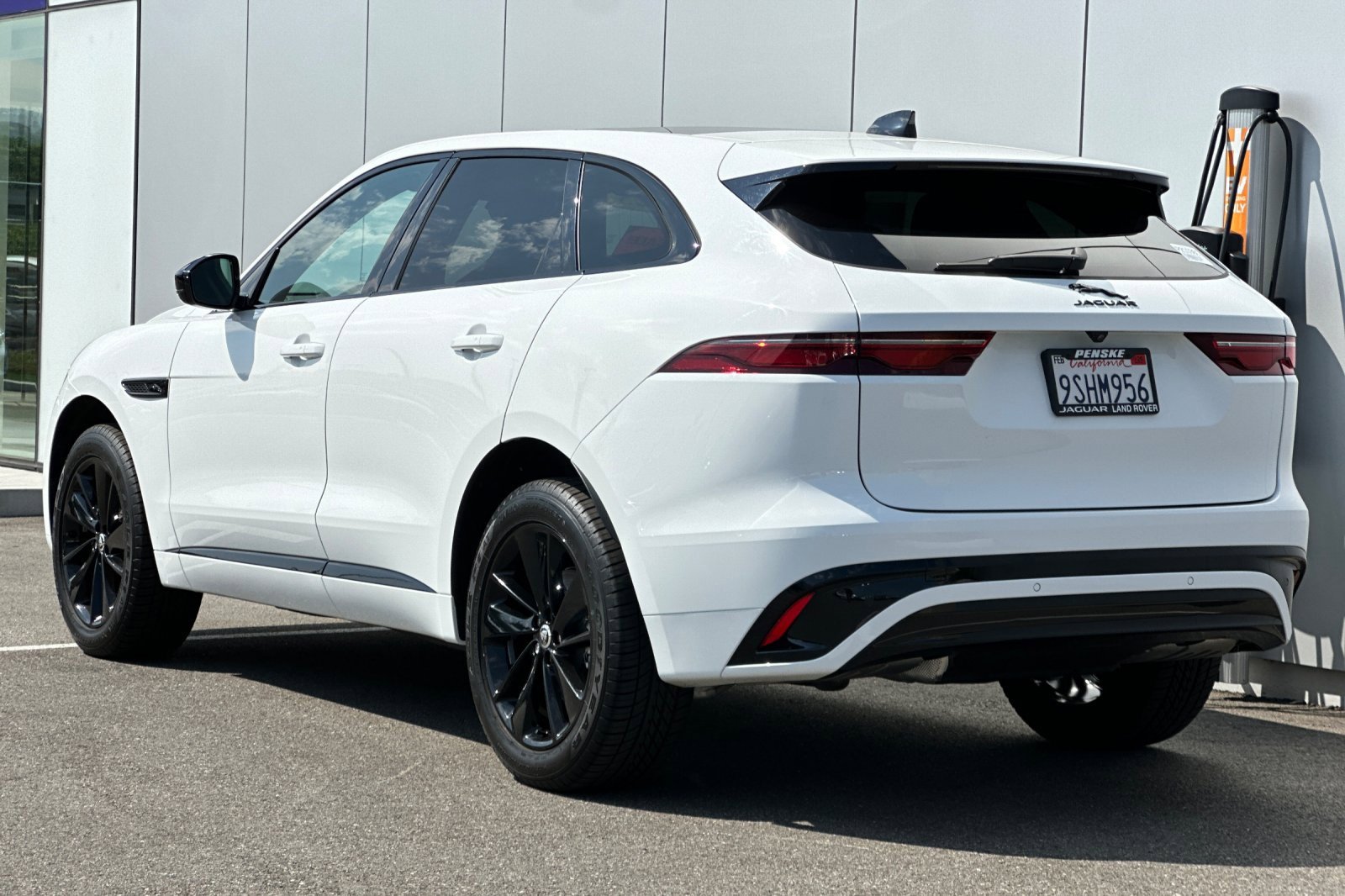 Used 2025 Jaguar F-PACE R-Dynamic S image 3