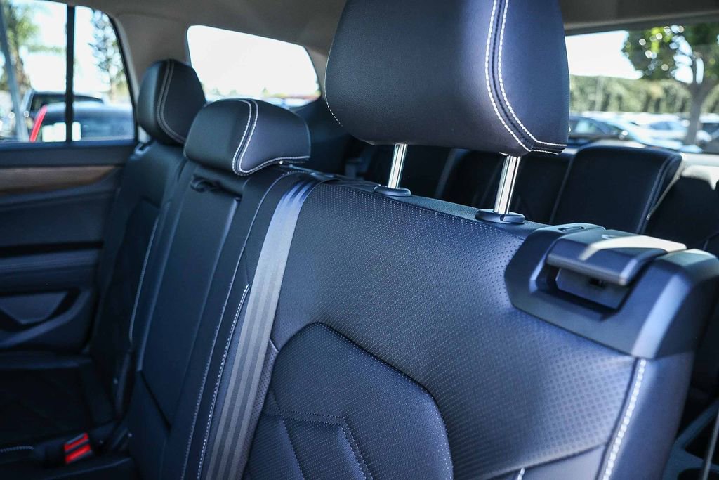 New 2026 Volkswagen Atlas SE image 30