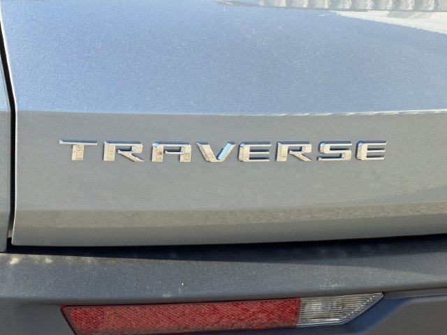 New 2027 Chevrolet Traverse LT w/ Driver Confidence Package FWD image 7