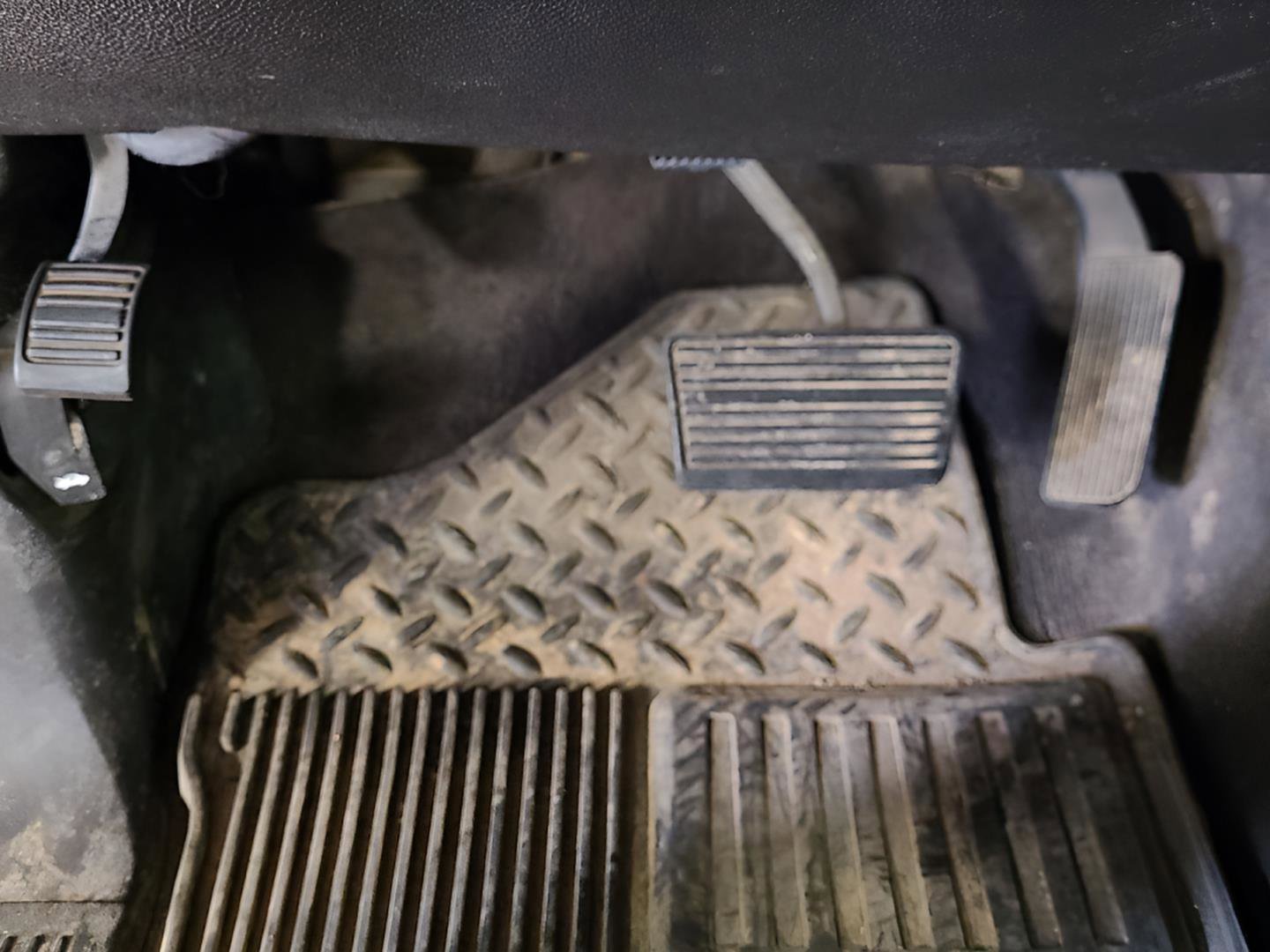 Used 2013 GMC Sierra 2500 SLE w/ SLE Preferred Package image 32