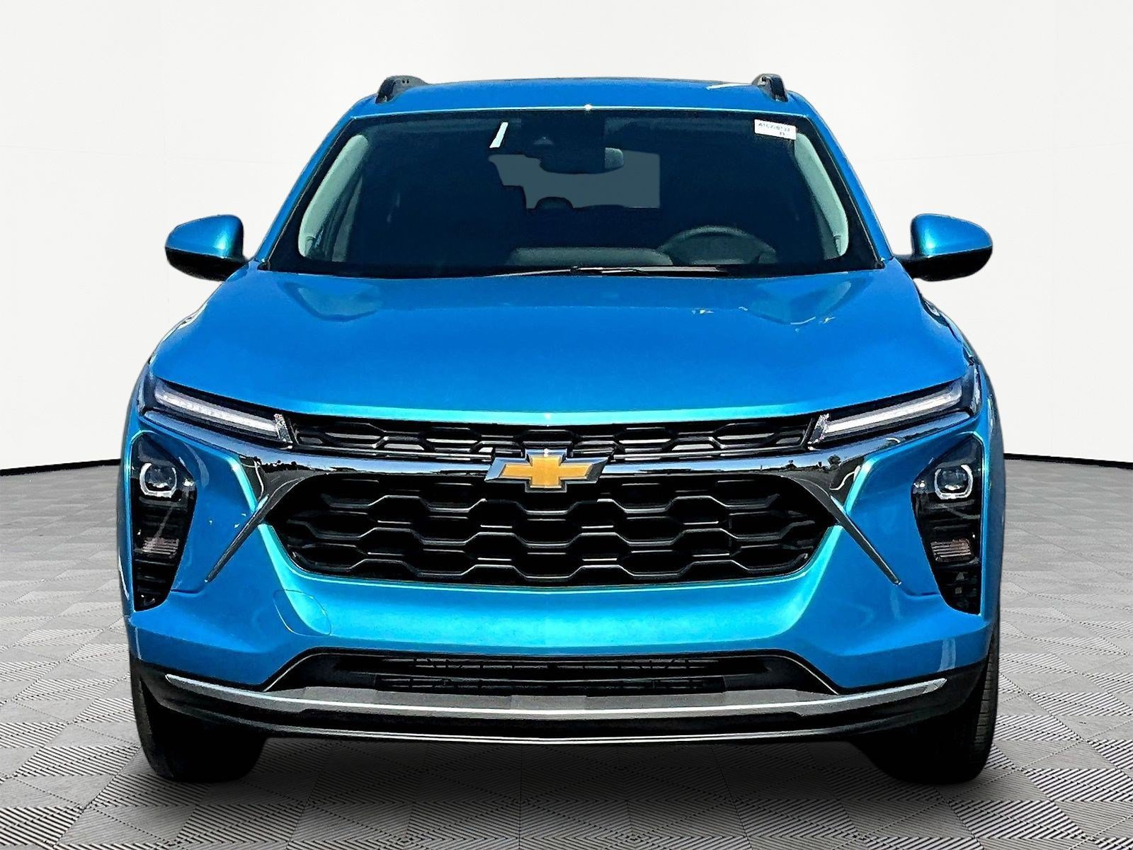 New 2026 Chevrolet Trax LT w/ Driver Confidence Package FWD image 2