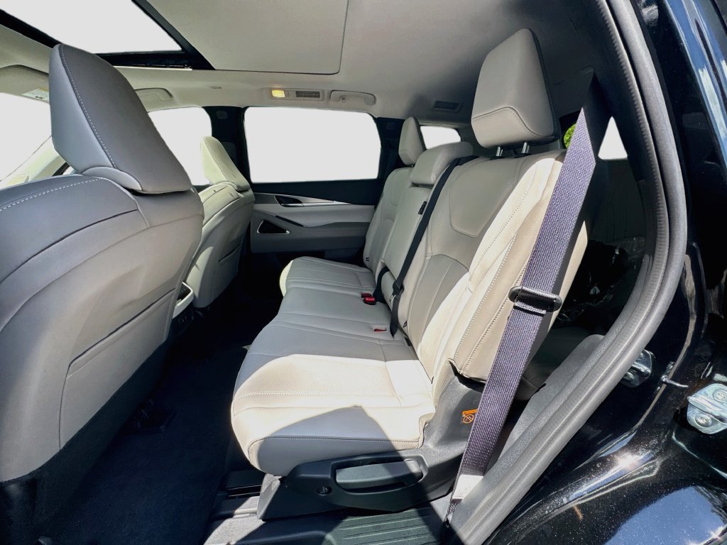 New 2027 INFINITI QX60 Luxe w/ Cargo Package FWD image 26