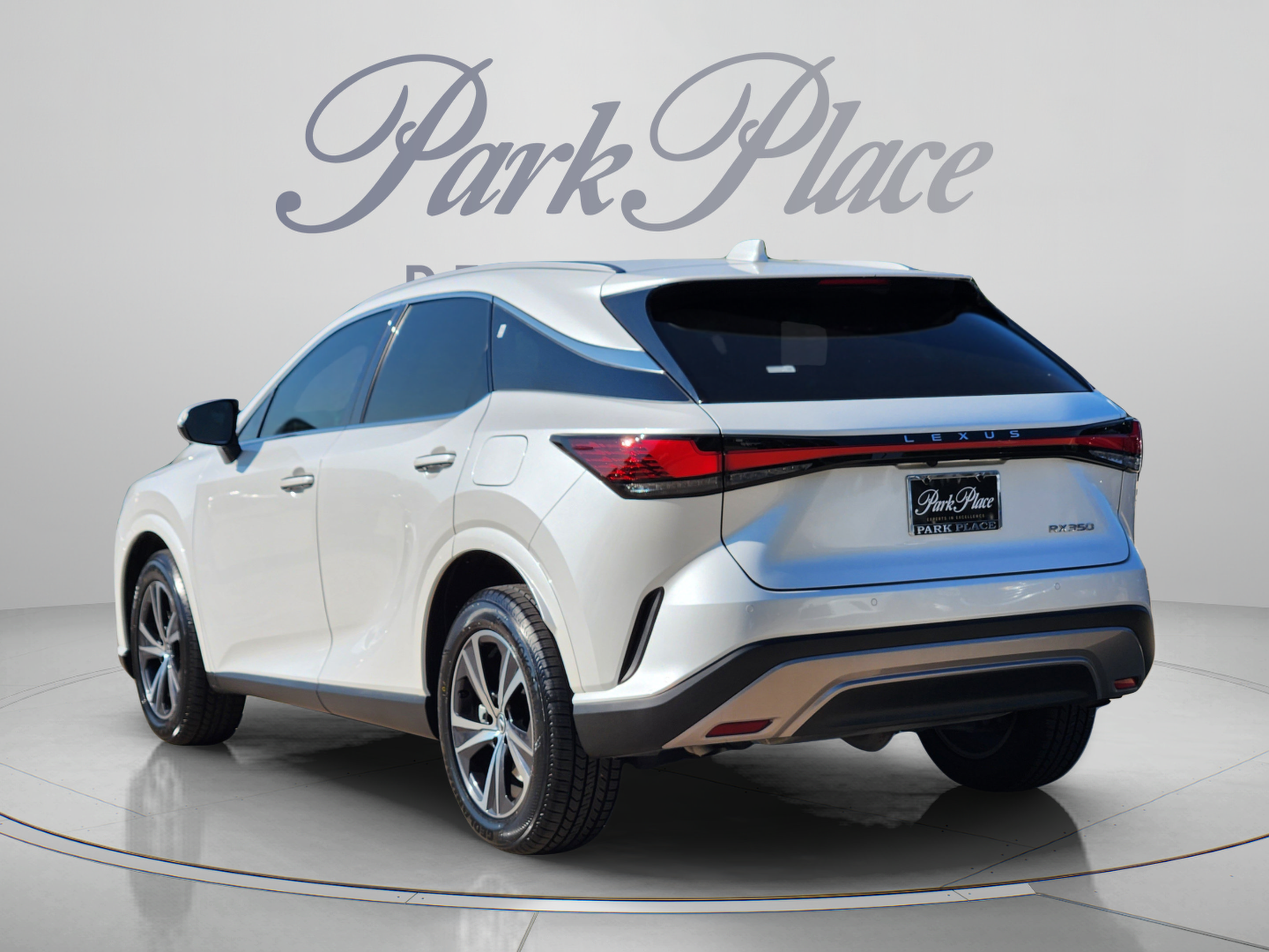 Certified 2024 Lexus RX 350 Premium w/ Convenience Package FWD image 3