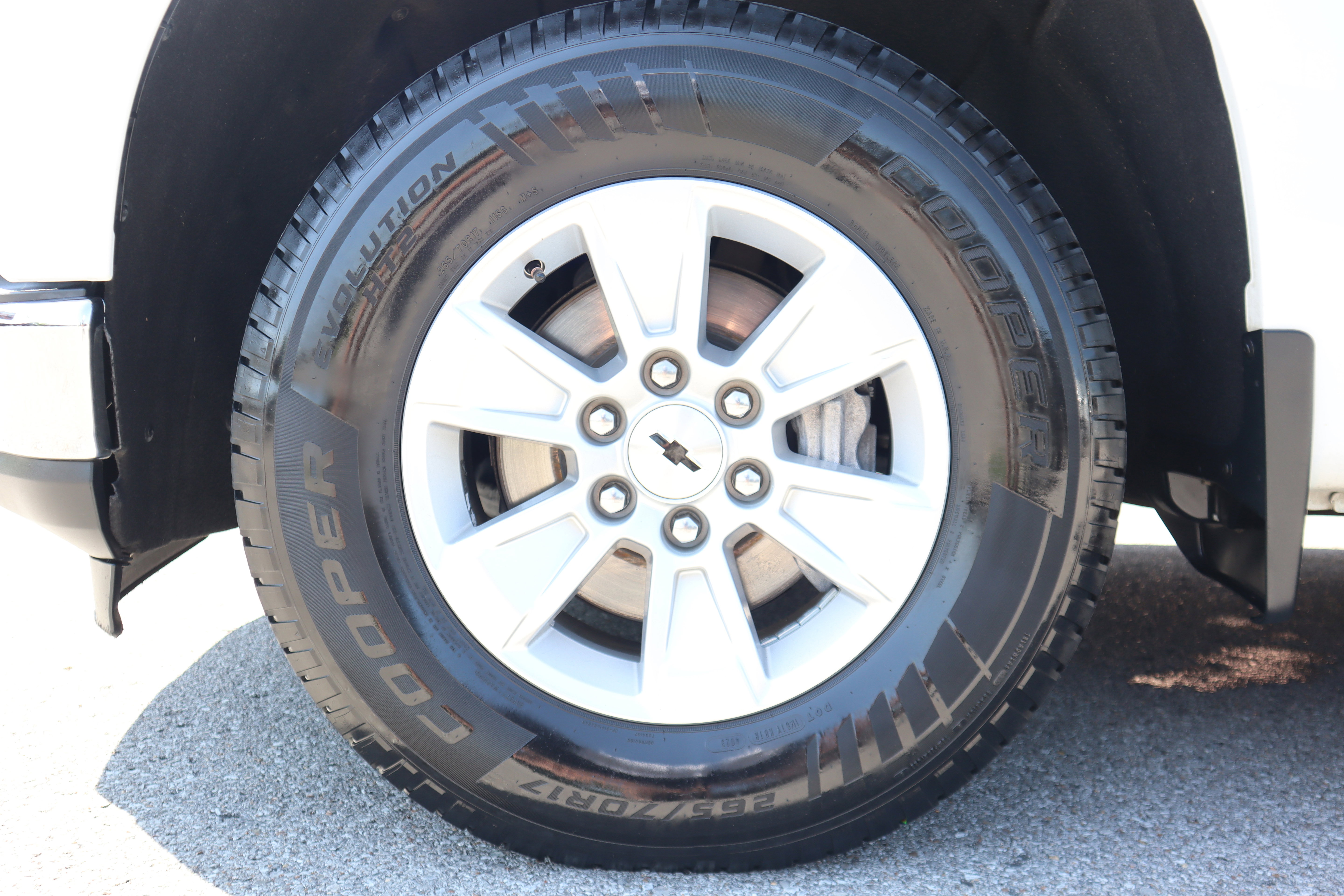 Used 2021 Chevrolet Silverado 1500 LT RWD image 11