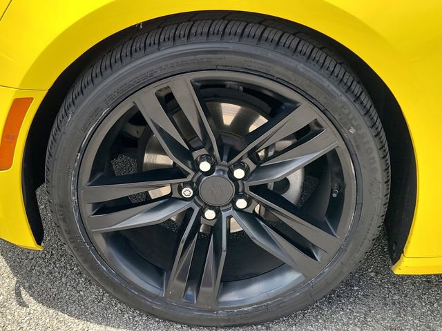 Used 2018 Chevrolet Camaro LT image 10