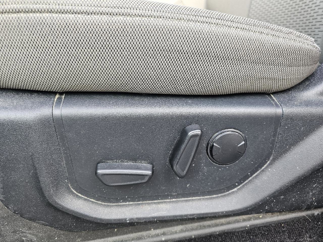 Used 2019 Ford F150 XLT w/ Equipment Group 302A Luxury AWD/4WD image 7