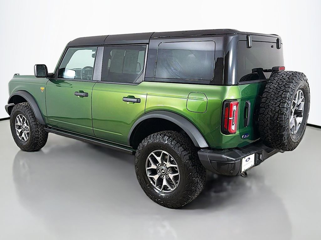 Used 2025 Ford Bronco Badlands image 9