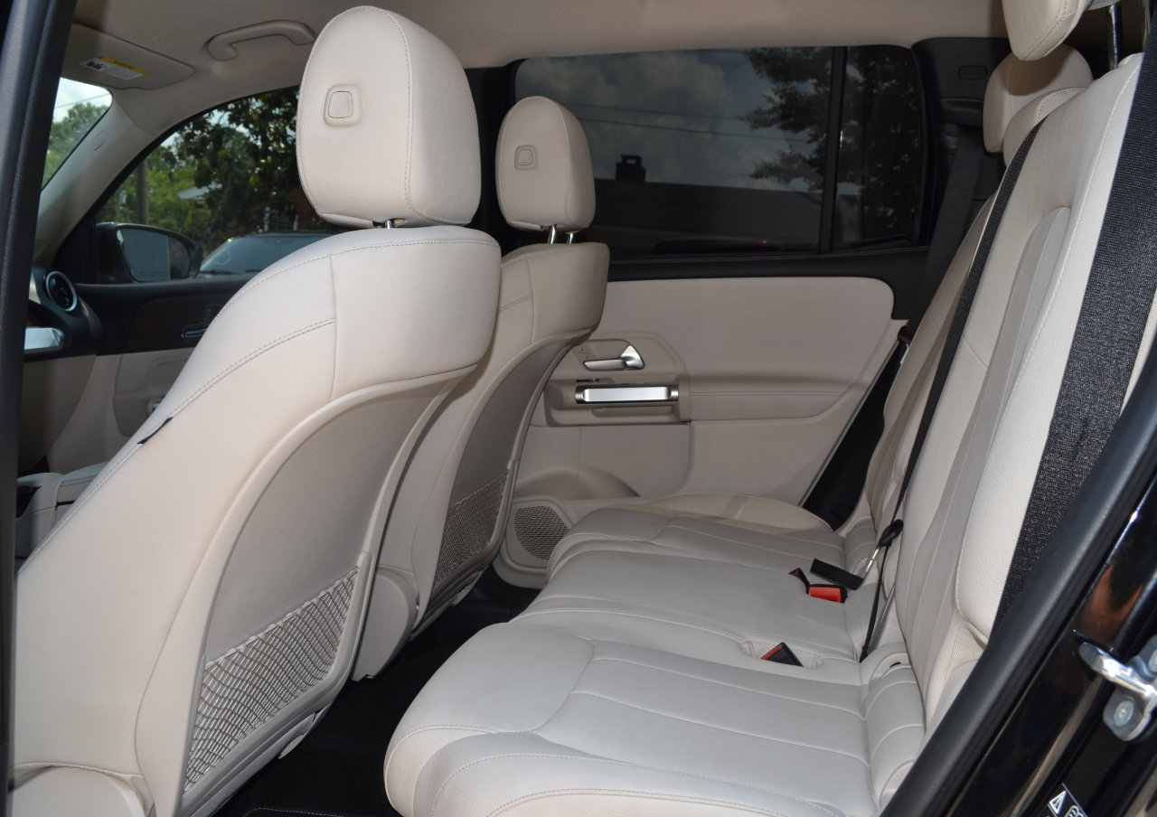 Used 2023 Mercedes-Benz GLB 250 image 41