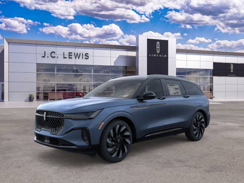 New 2026 Lincoln Nautilus Reserve AWD/4WD image 2