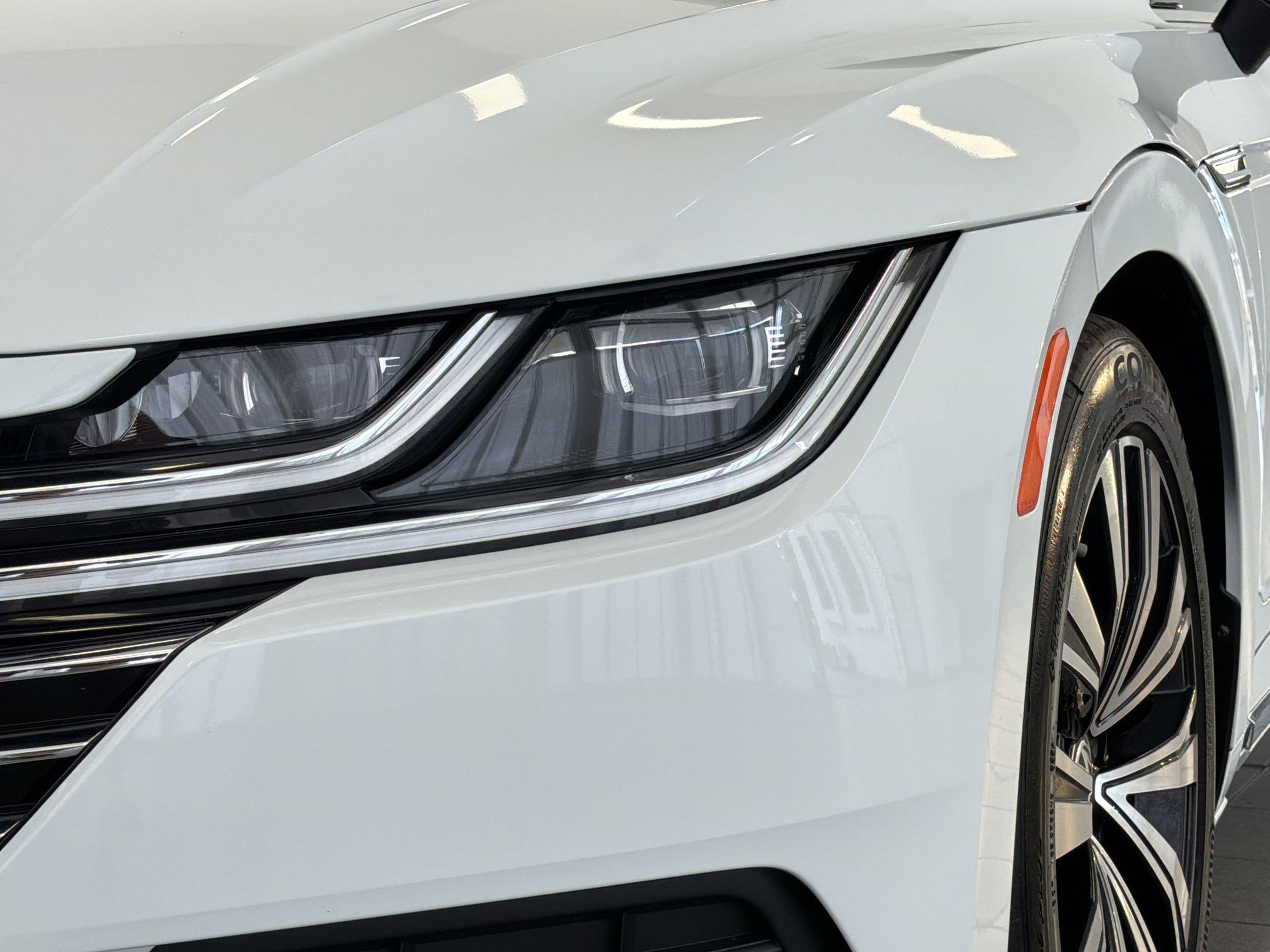 Used 2019 Volkswagen Arteon SEL image 11