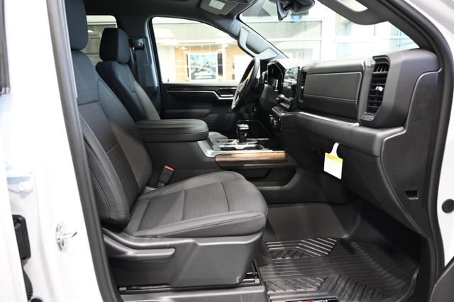 New 2026 Chevrolet Silverado 1500 LT w/ All Star Edition Plus AWD/4WD image 11
