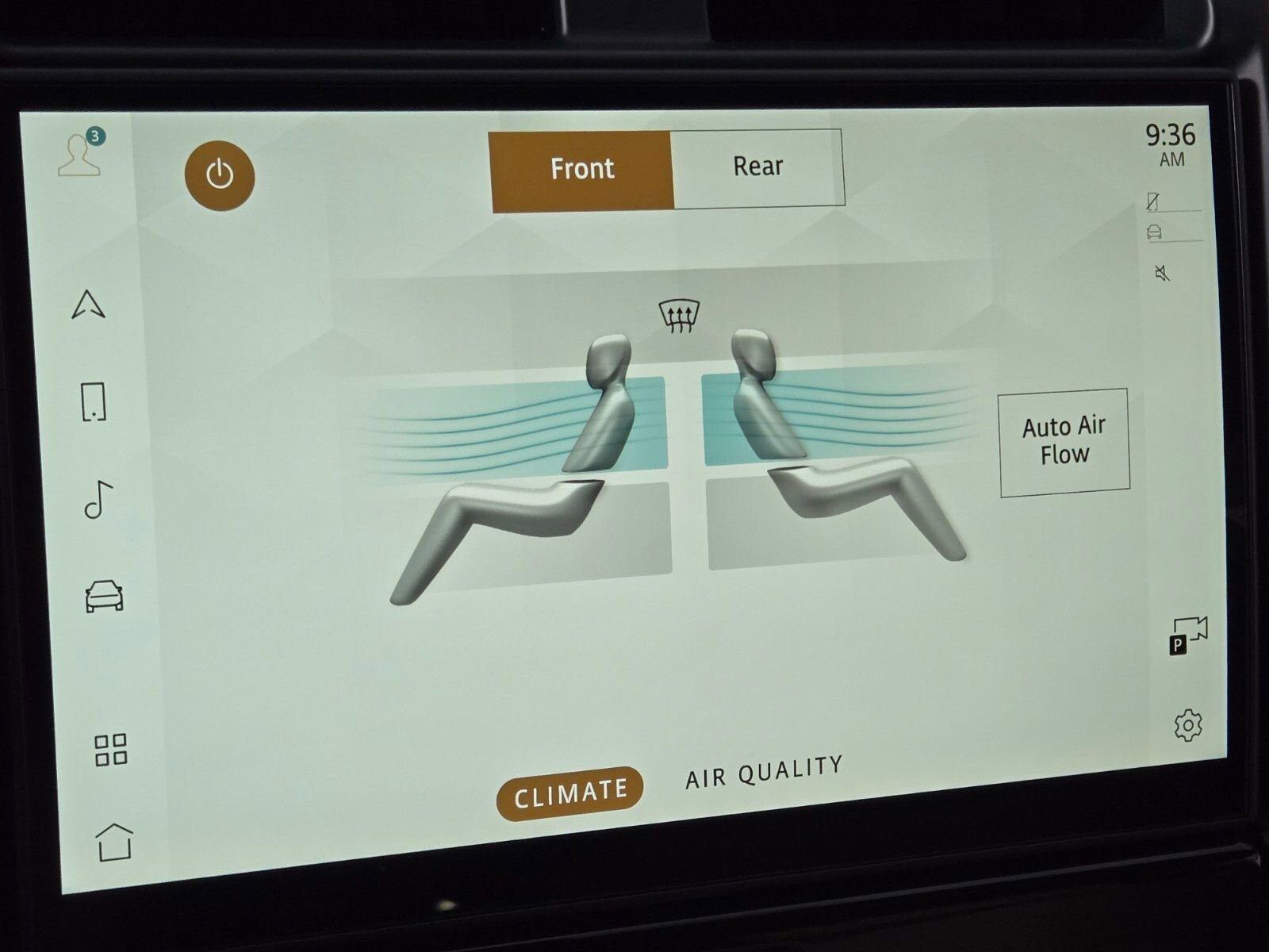 Used 2025 Land Rover Discovery Dynamic SE image 30