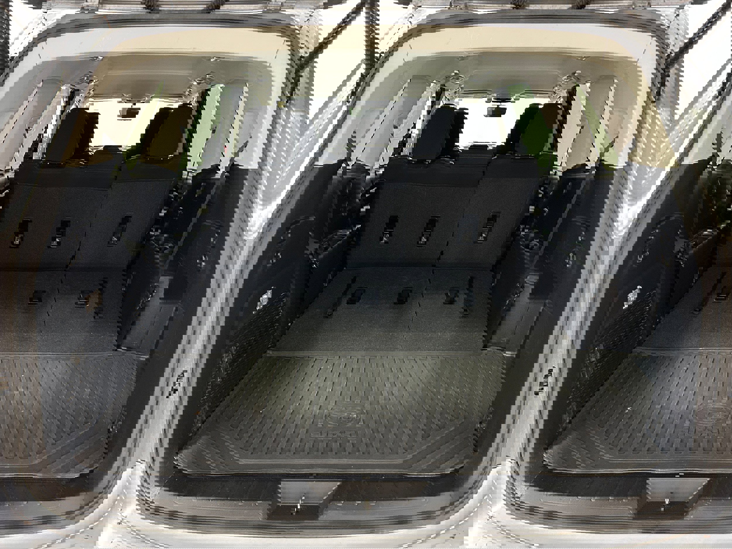 Used 2021 Subaru Ascent Premium w/ Convenience Package image 35