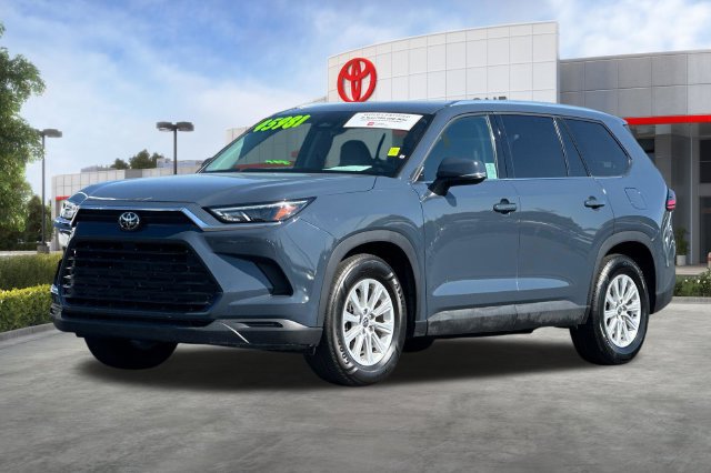 Used 2025 Toyota Grand Highlander AWD image 9