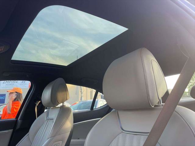 Used 2023 Genesis G70 2.0T w/ Sport Prestige Package AWD/4WD image 19