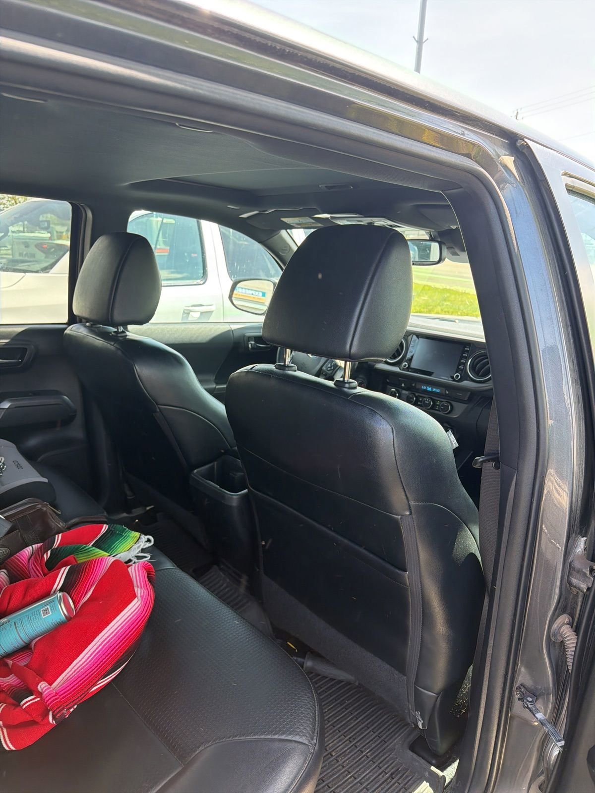 Used 2021 Toyota Tacoma TRD Off-Road w/ TRD Premium Off Road Package AWD/4WD image 17