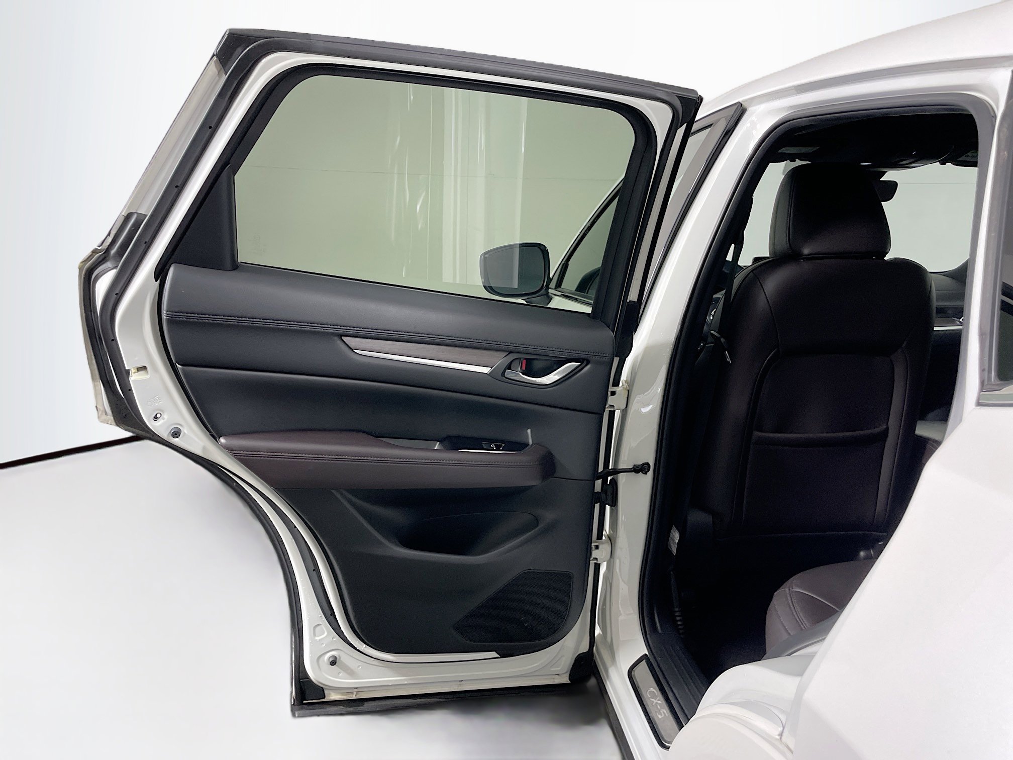 Used 2022 MAZDA CX-5 Signature image 27