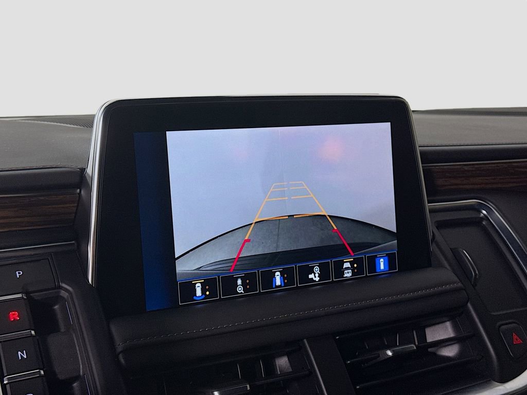 Used 2023 Chevrolet Tahoe High Country AWD/4WD image 14