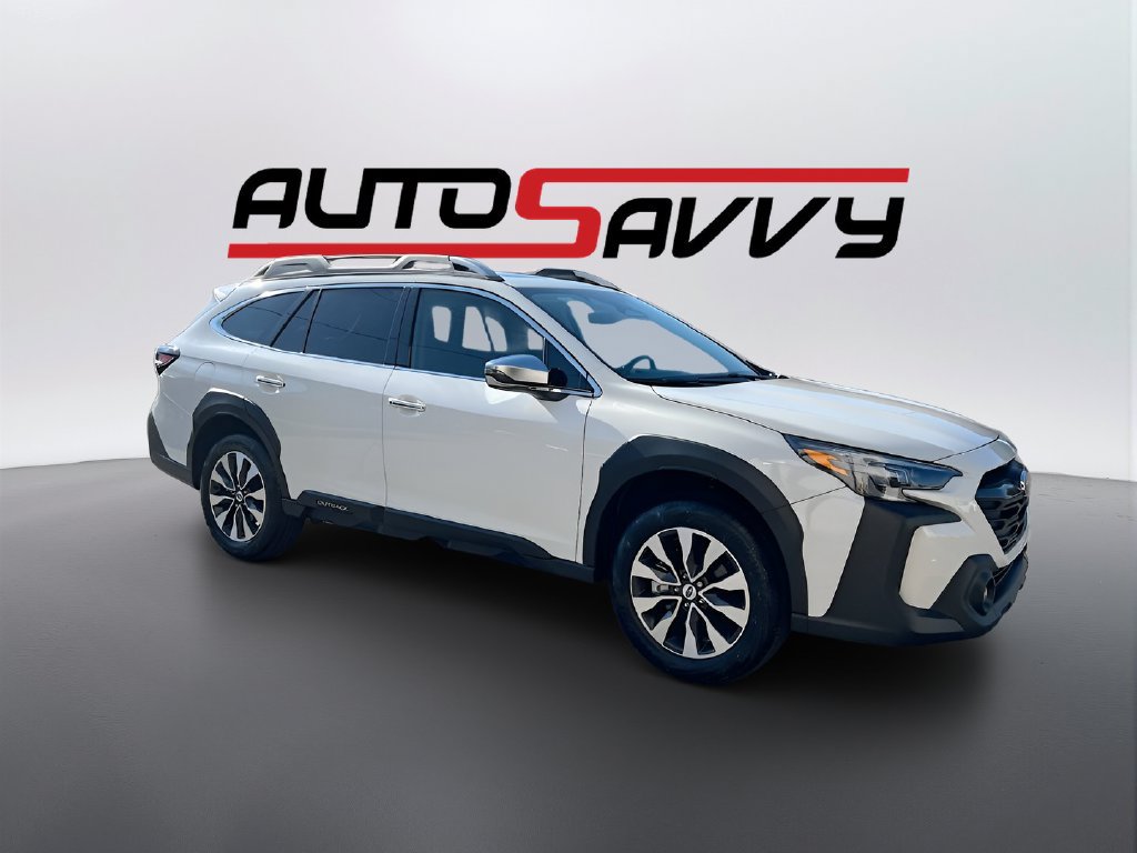 Used 2025 Subaru Outback Touring XT AWD/4WD image 1