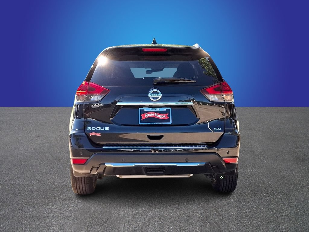 Used 2020 Nissan Rogue SV FWD image 5