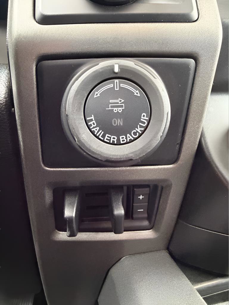 Used 2019 Ford F150 Raptor w/ Equipment Group 802A Luxury image 26