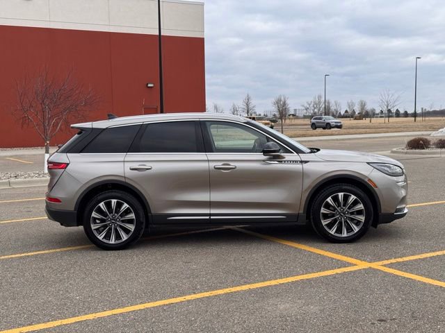 Used 2021 Lincoln Corsair Reserve w/ Elements Package image 2