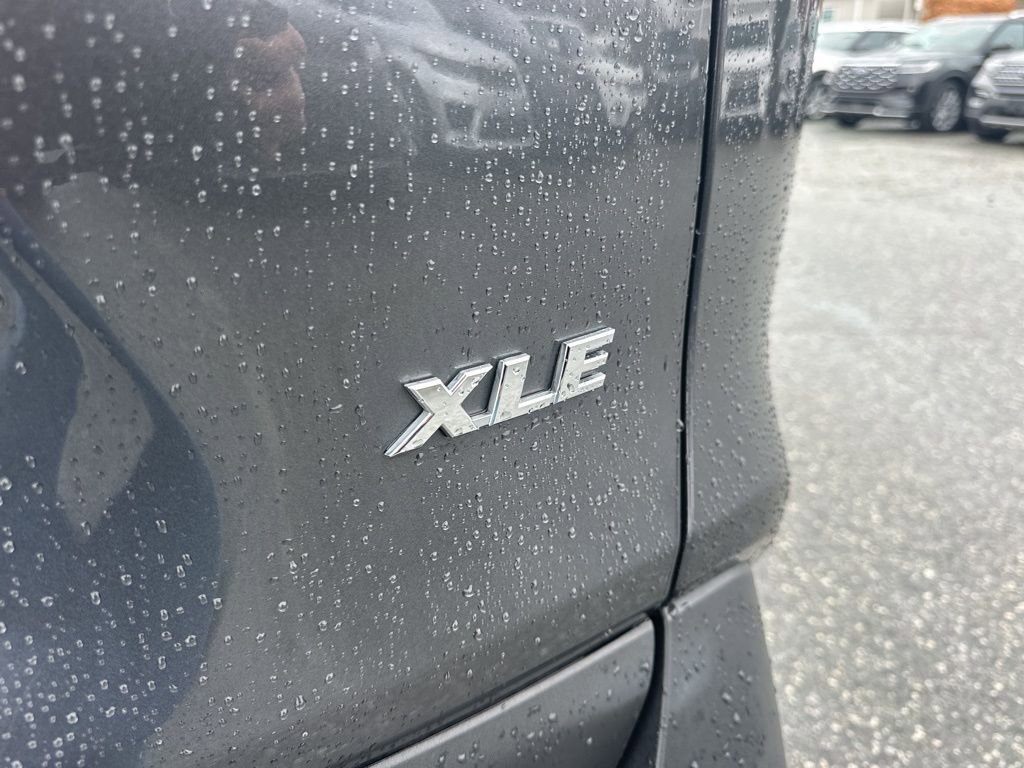 Used 2023 Toyota RAV4 XLE image 27