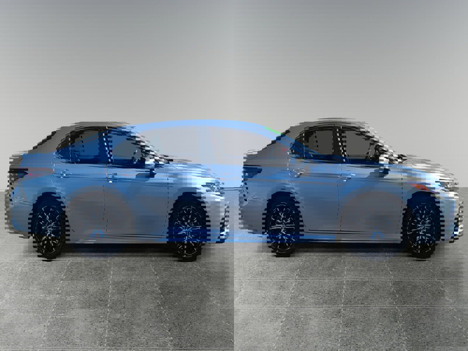 Used 2024 Toyota Camry SE image 6