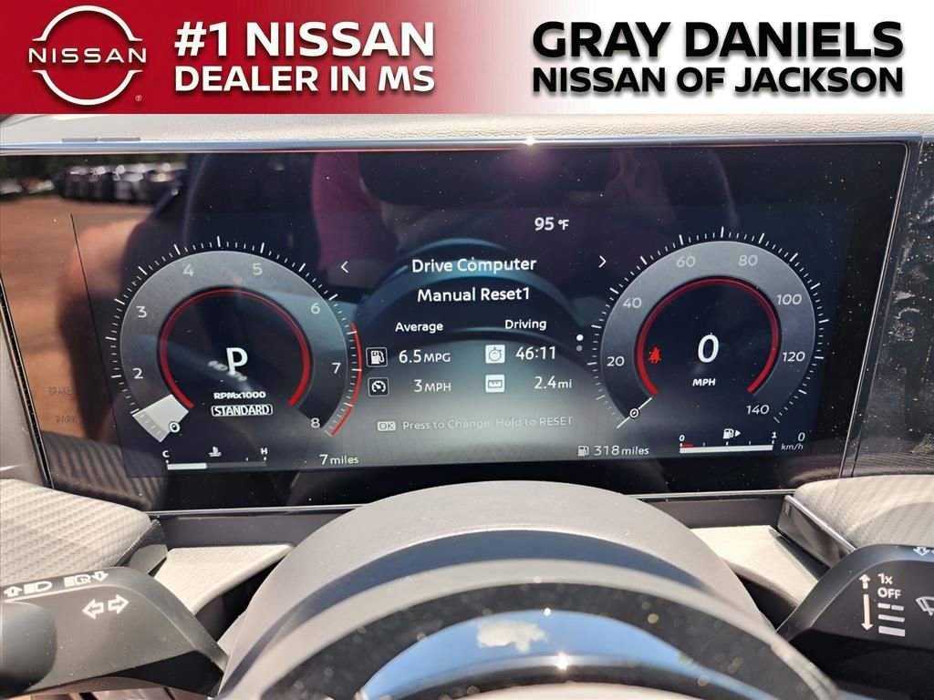 New 2025 Nissan Kicks SR AWD/4WD image 5