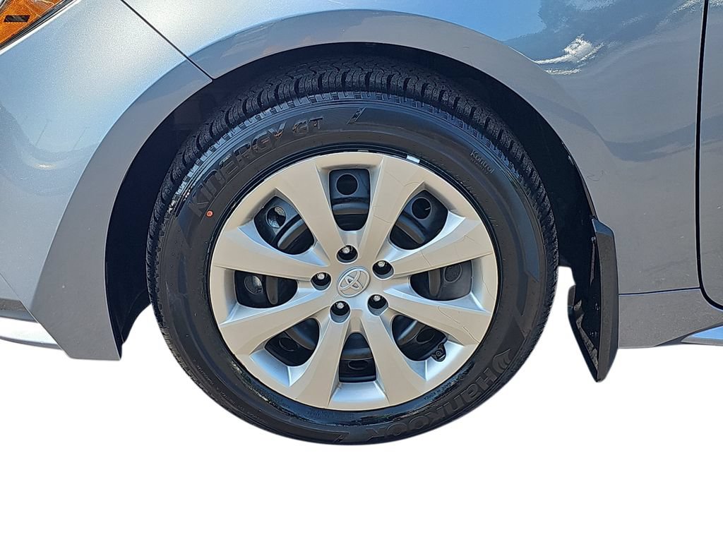 Used 2026 Toyota Corolla LE FWD image 30