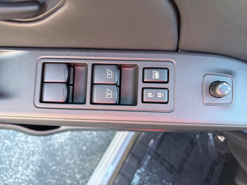 New 2027 Nissan Frontier PRO-4X AWD/4WD image 25