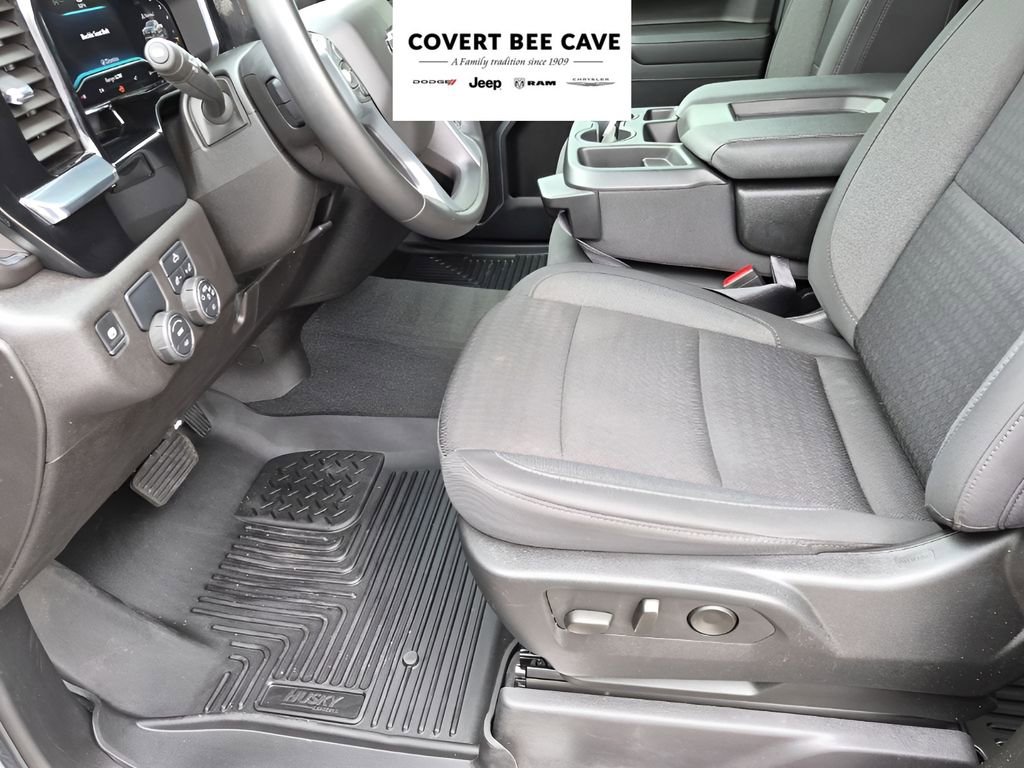 Used 2024 Chevrolet Silverado 1500 RST image 32