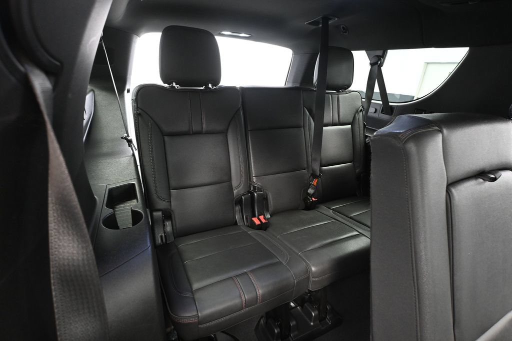 Used 2023 Chevrolet Suburban RST AWD/4WD image 50