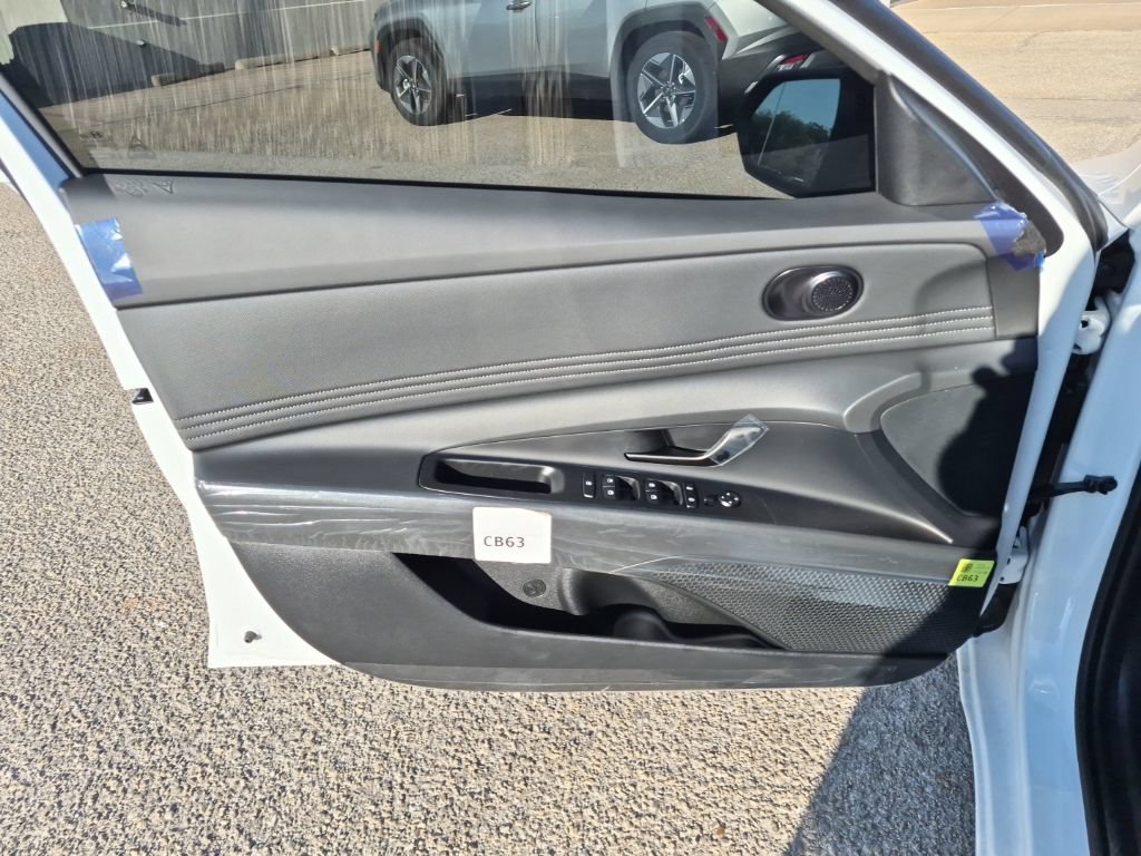 New 2026 Hyundai Elantra SEL Sport FWD image 10
