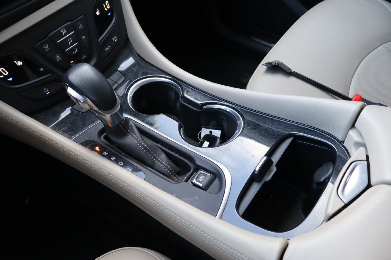 Used 2018 Buick Envision Essence FWD image 27