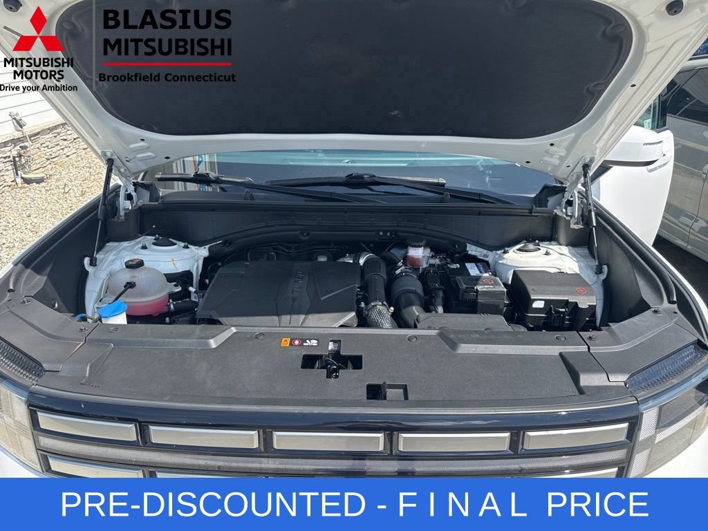 Used 2025 Hyundai Santa Fe SEL FWD image 59