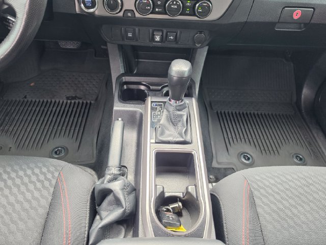 Used 2023 Toyota Tacoma SR5 AWD/4WD image 20