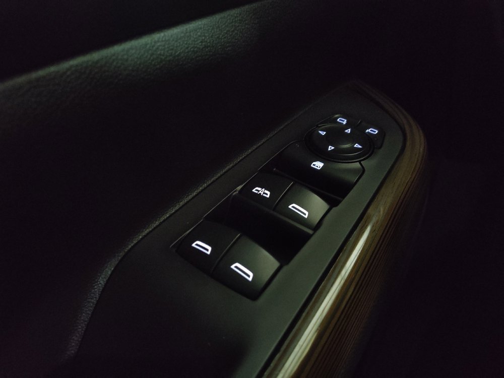 Used 2021 GMC Acadia SLE FWD image 27