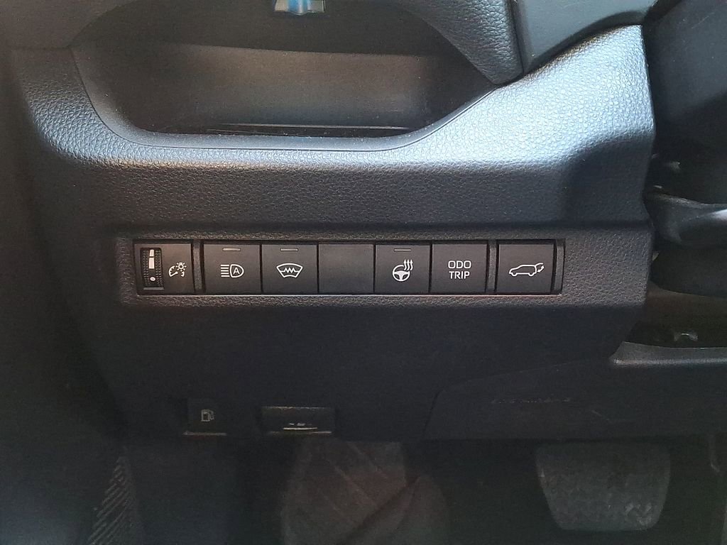 Used 2023 Toyota RAV4 XSE w/ Weather Package AWD/4WD image 27