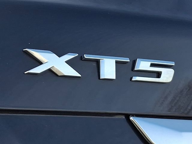 Certified 2025 Cadillac XT5 Premium Luxury image 30