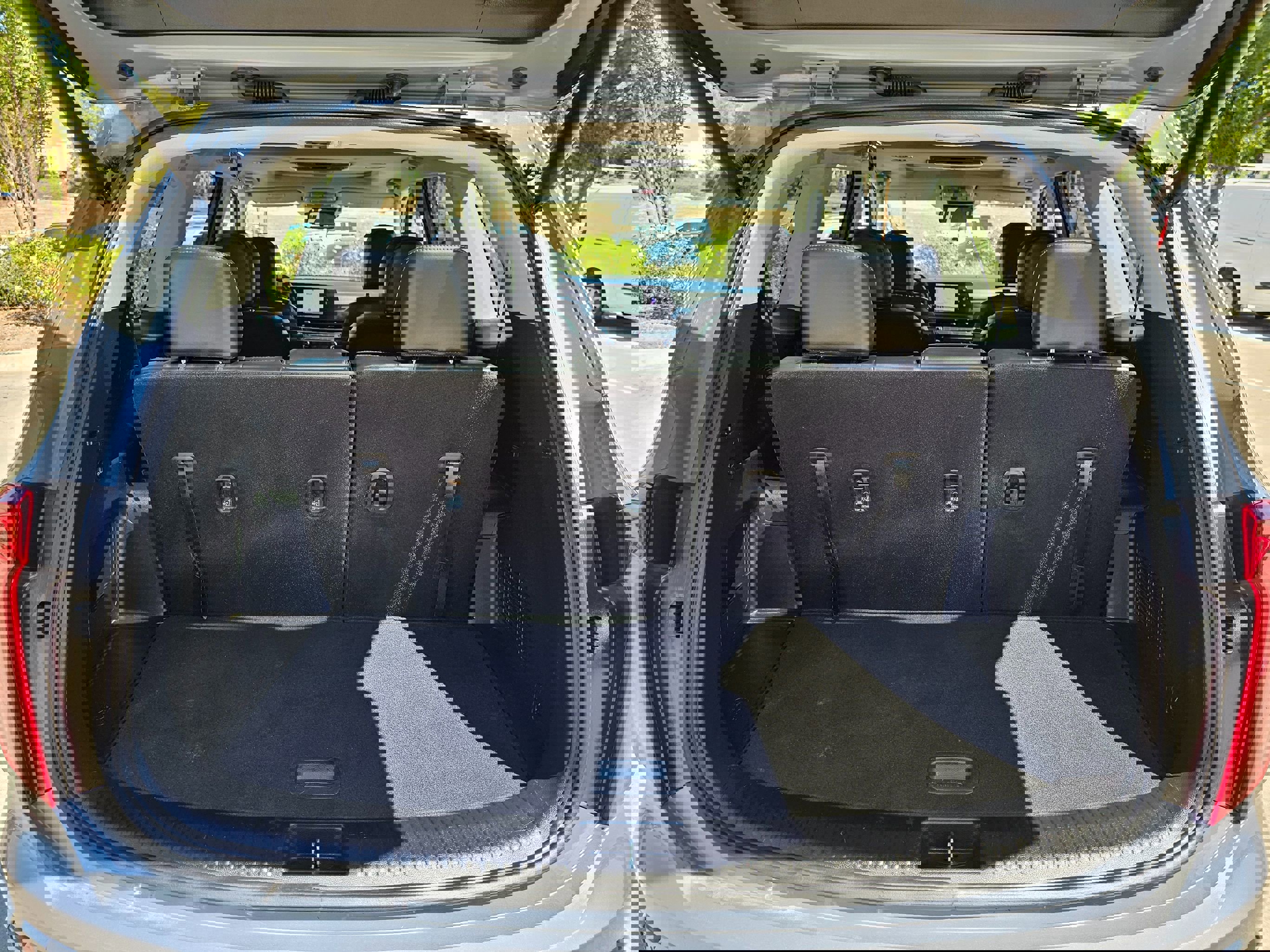 Used 2025 Kia Telluride S image 28