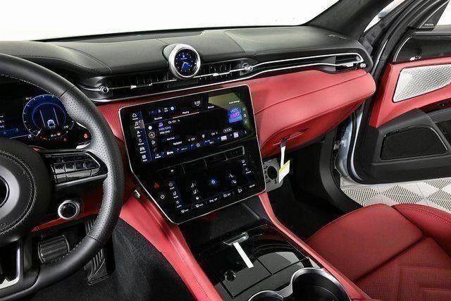 New 2025 Maserati Grecale GT AWD/4WD image 14