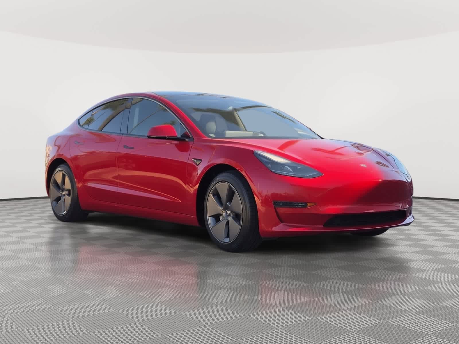 Used 2023 Tesla Model 3 Standard Range RWD image 3