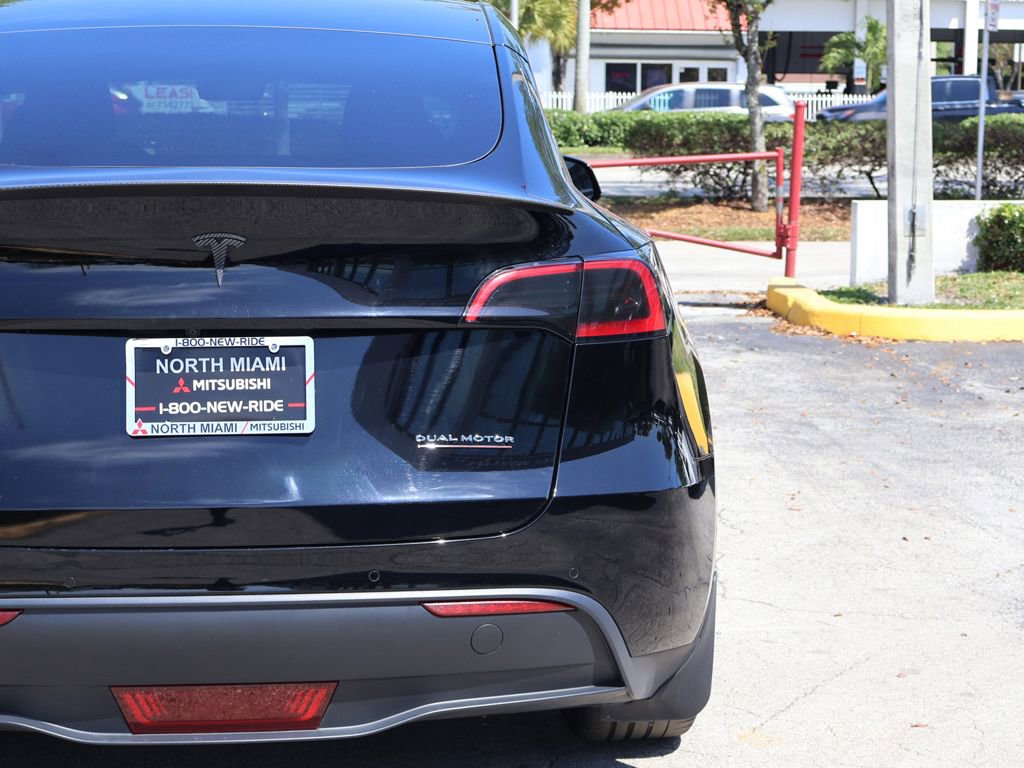 Used 2022 Tesla Model Y Performance image 16