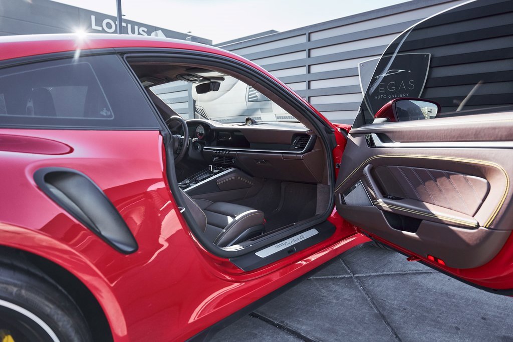 Used 2021 Porsche 911 Turbo S image 23