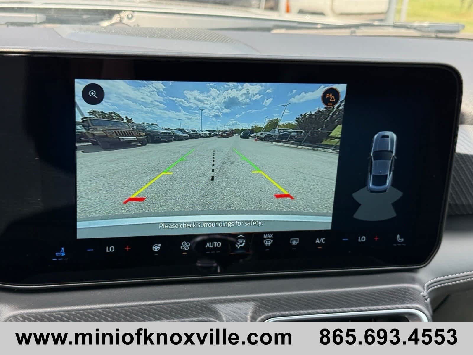 Used 2025 Ford Mustang Premium RWD image 29