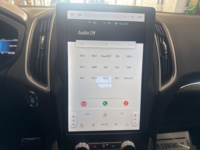 Used 2024 Ford Edge ST-Line w/ Class II Trailer Tow Package image 33