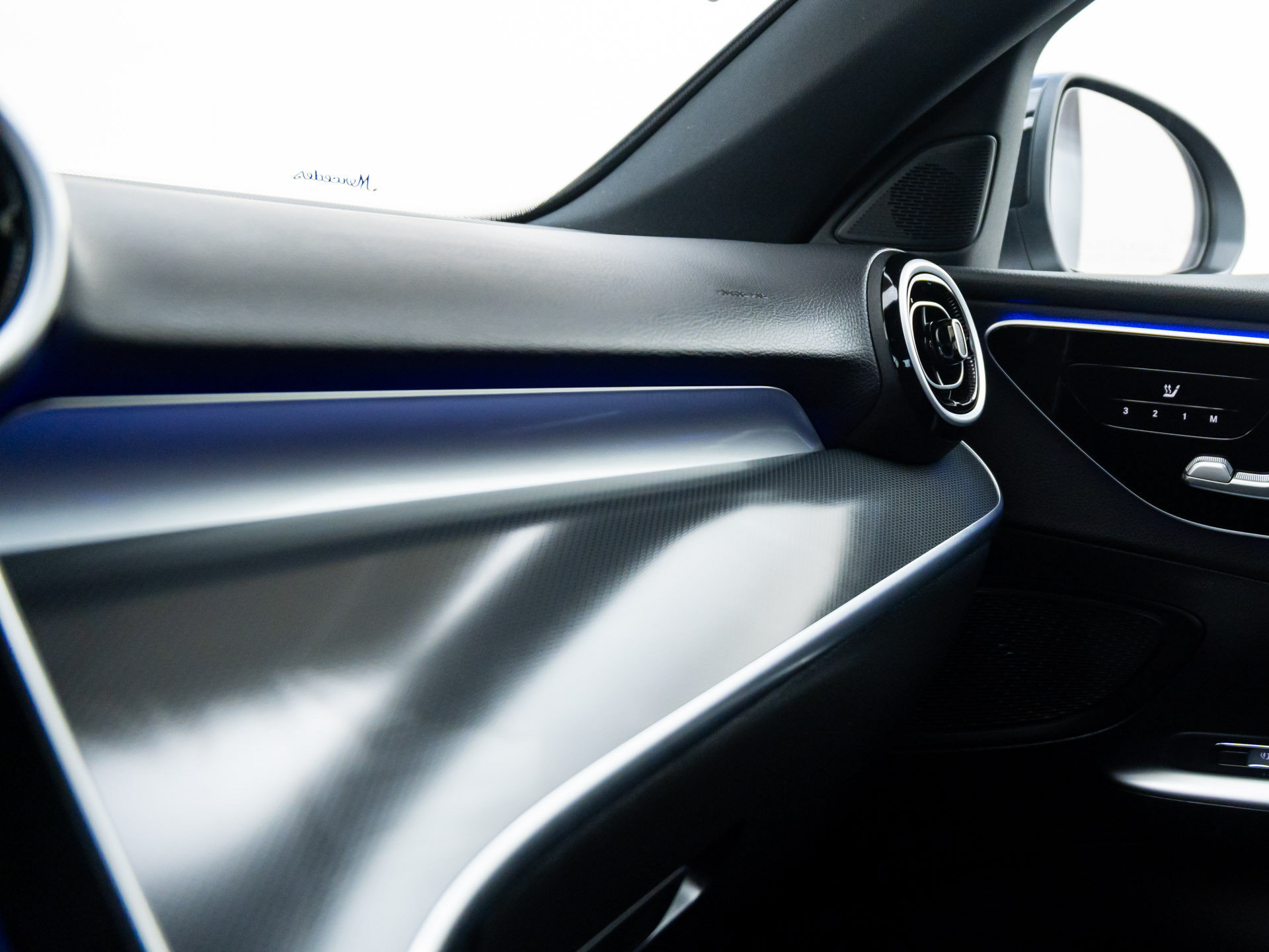 New 2026 Mercedes-Benz C 300 4MATIC Sedan image 21